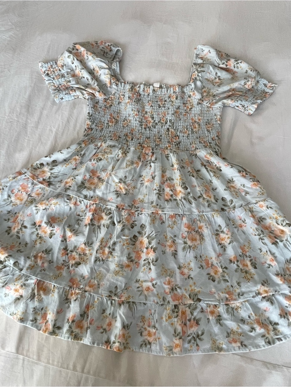 American Eagle Picnic Pretty Puff-Sleeve Dress. Floral Smocked linen blend - Picture 11 of 12